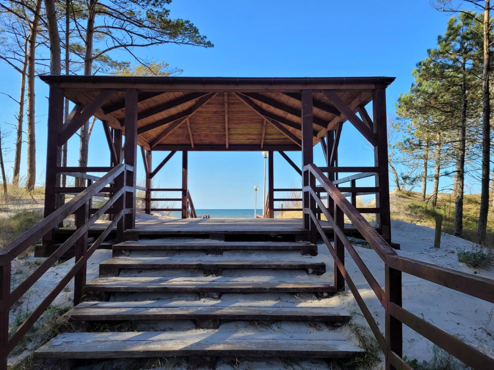 Dom Goscinny U Alicji Pogorzelica  Kültér fotó